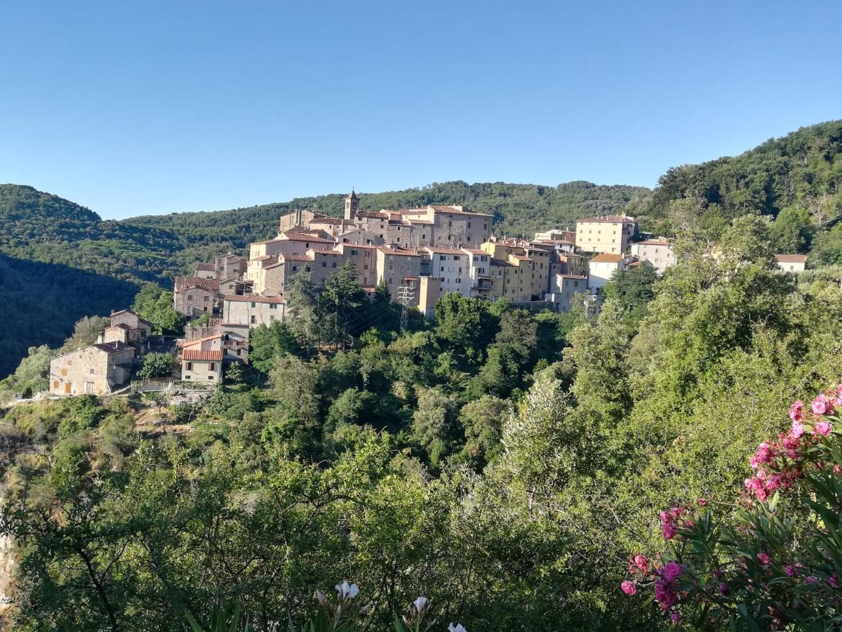 Ferienwohnung Casa Di Gaia Sassetta Exterior foto