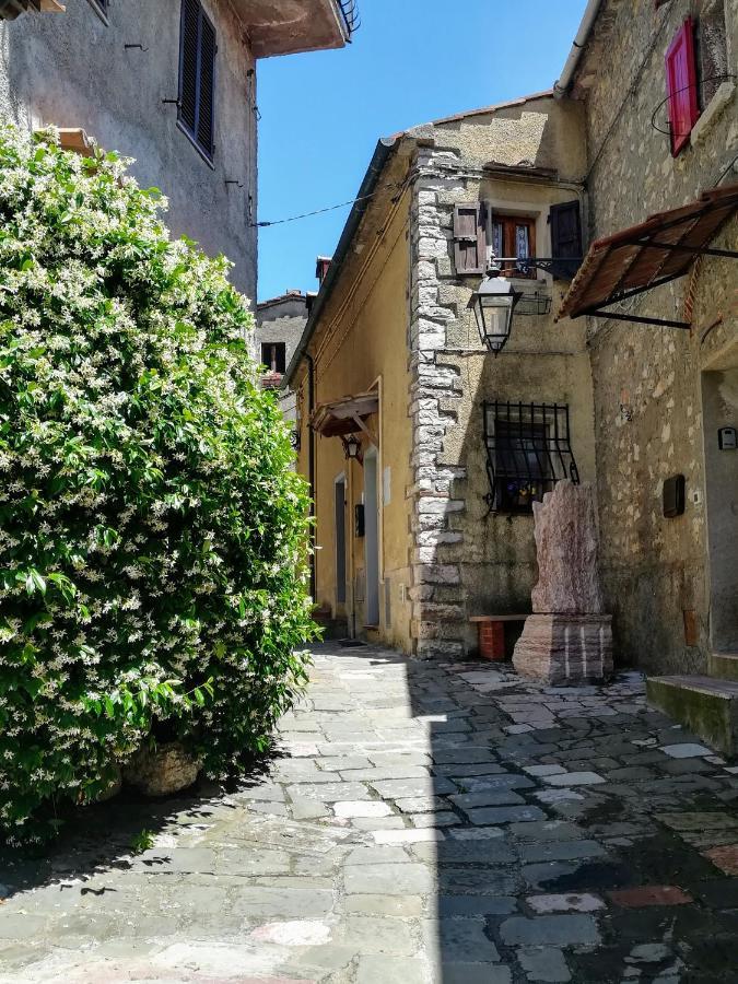 Ferienwohnung Casa Di Gaia Sassetta Exterior foto